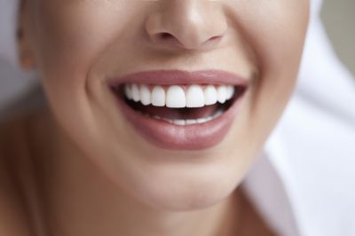Boost Your Confidence with a Beautiful Smile!